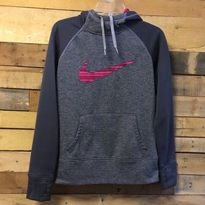 Women’s Nike Therma Fit Hoodie - Medium